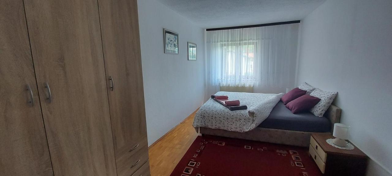 Apartma Pr' Ivani Miskorinovi Breginj Екстериор снимка